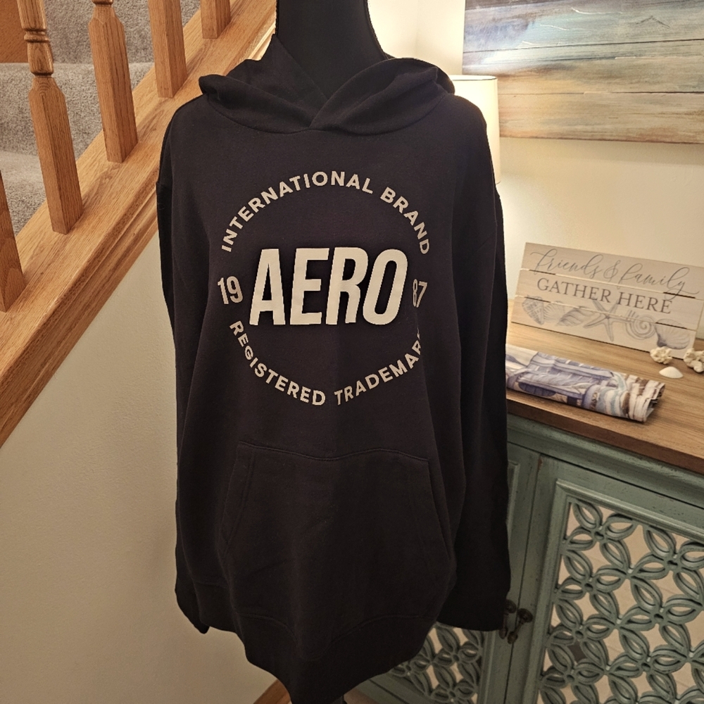 NEW Mens Sweatshirt L